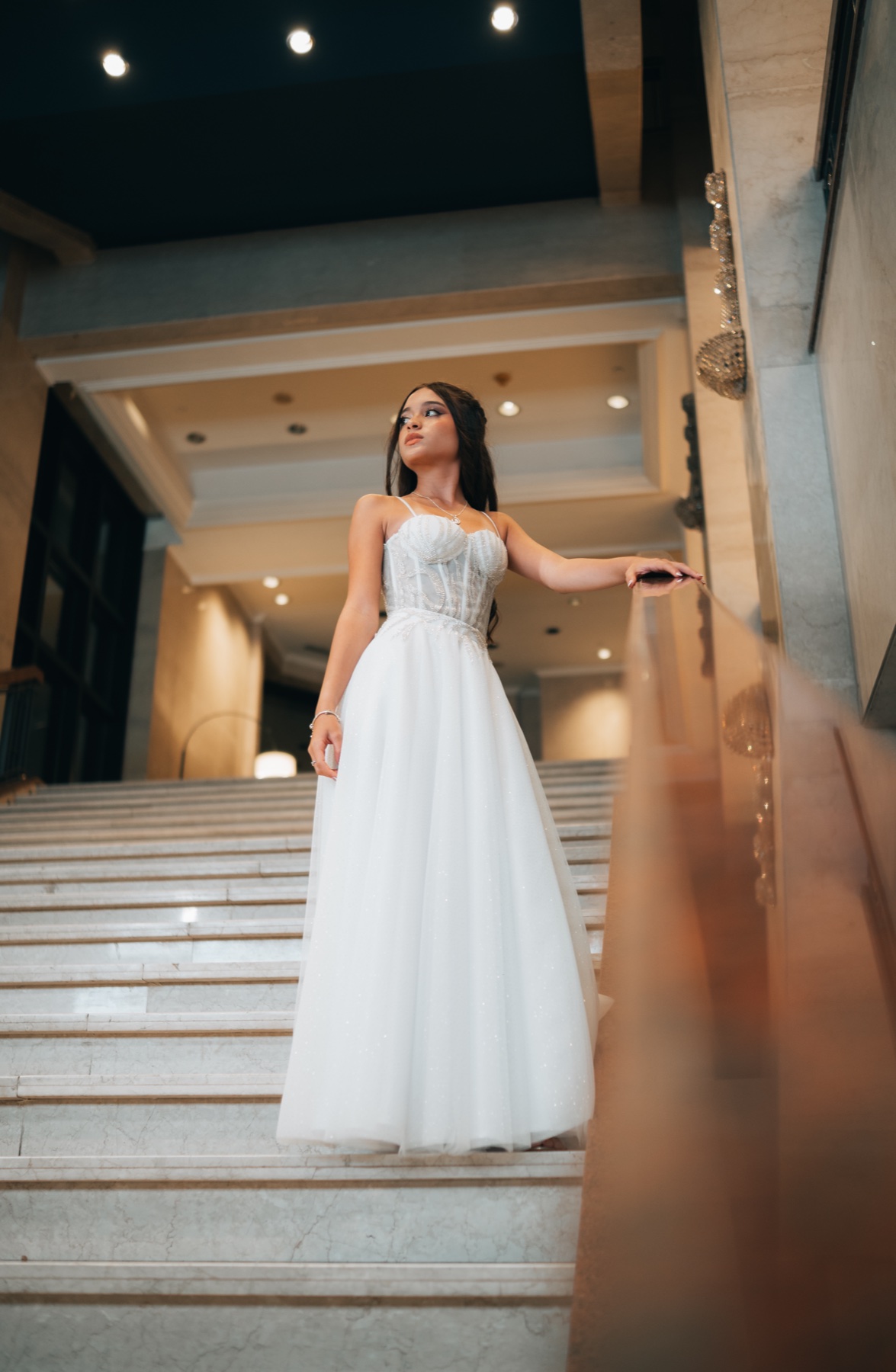 Quinceañera en Gran Escalera • Gala de Mármol